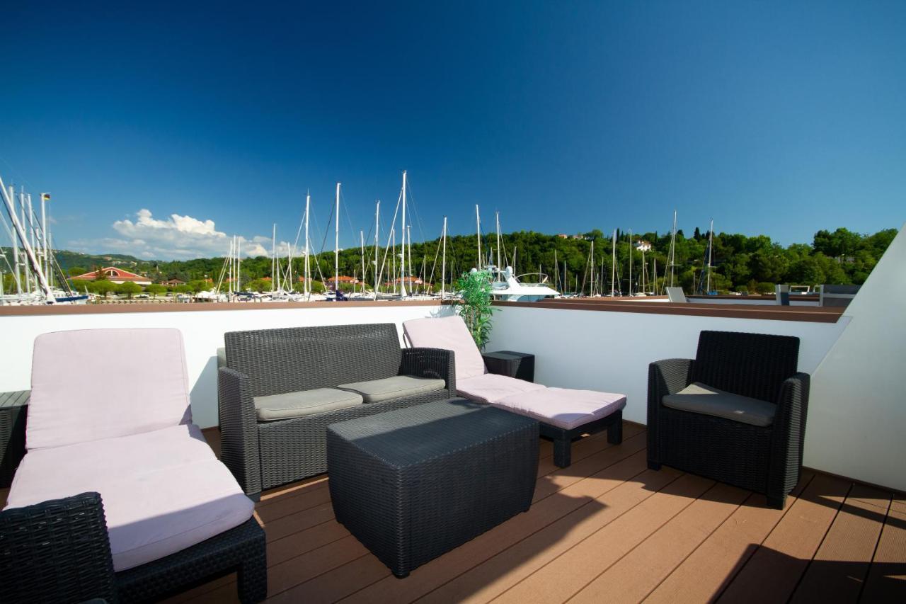 Bamboo Floating House Portoroz Lejlighed Eksteriør billede