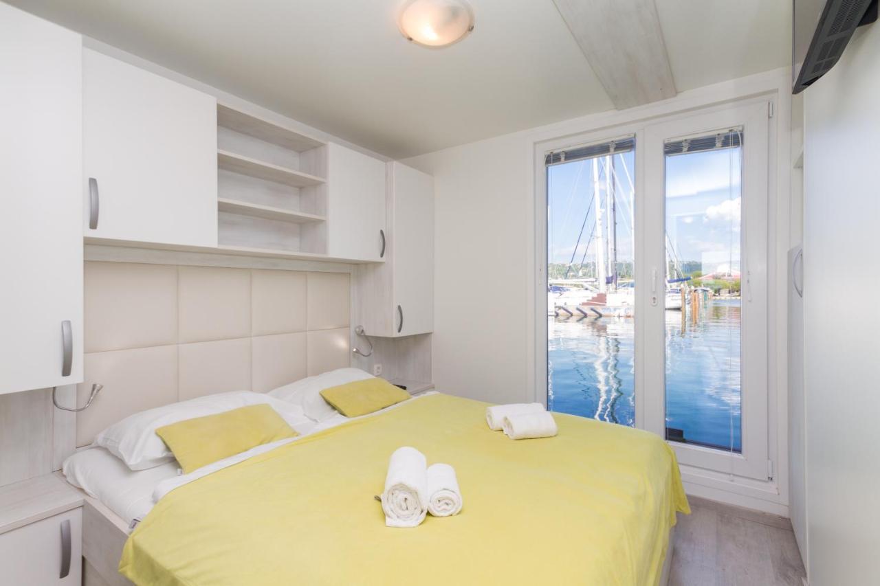 Bamboo Floating House Portoroz Lejlighed Eksteriør billede